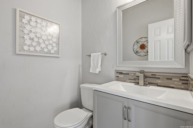 17914 Winter Hill, San Antonio, TX 78258