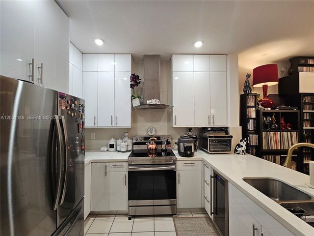 1661 SE 28th St 105, Homestead, FL 33035