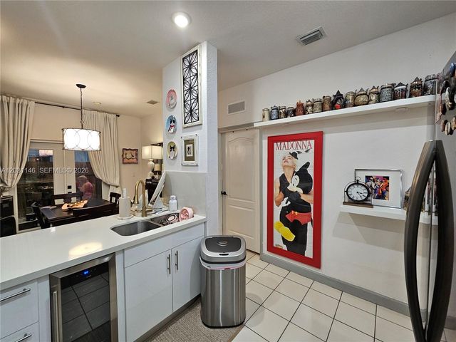 1661 SE 28th St 105, Homestead, FL 33035