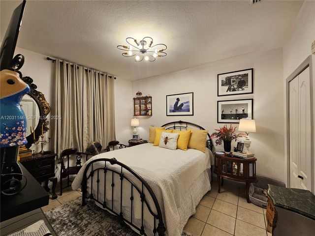 1661 SE 28th St 105, Homestead, FL 33035