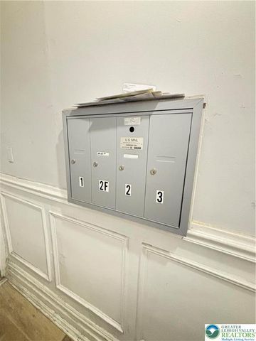 618 Chew Street West 2R, Allentown City, PA 18102