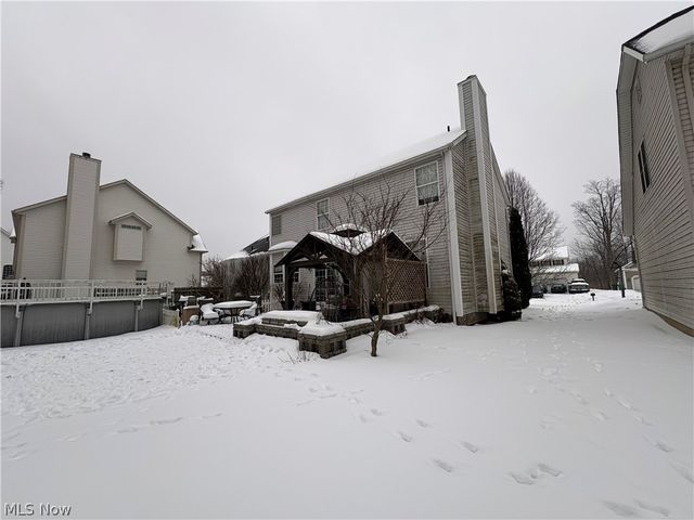 3313 Crown Pointe Drive, Stow, OH 44224