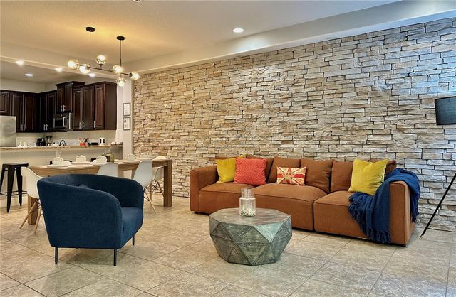 8111 ROSEVILLE BOULEVARD, Davenport, FL 33896