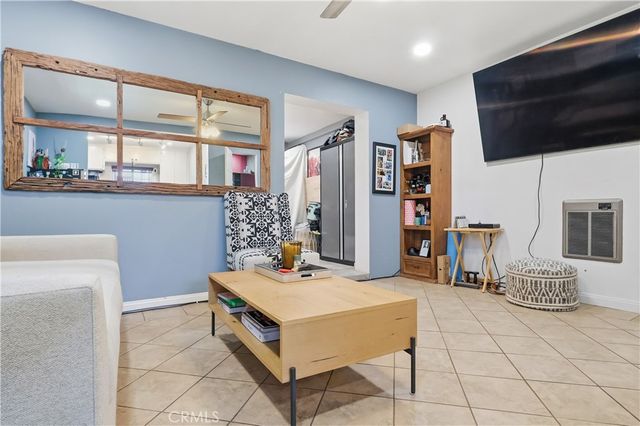 1040 1048 251st, Harbor City, CA 90710