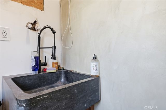 1040 1048 251st, Harbor City, CA 90710