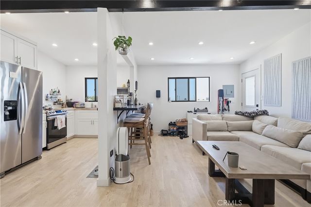 1040 1048 251st, Harbor City, CA 90710