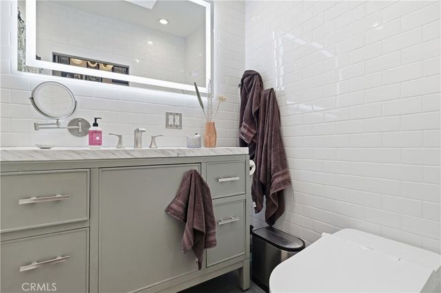 1040 1048 251st, Harbor City, CA 90710