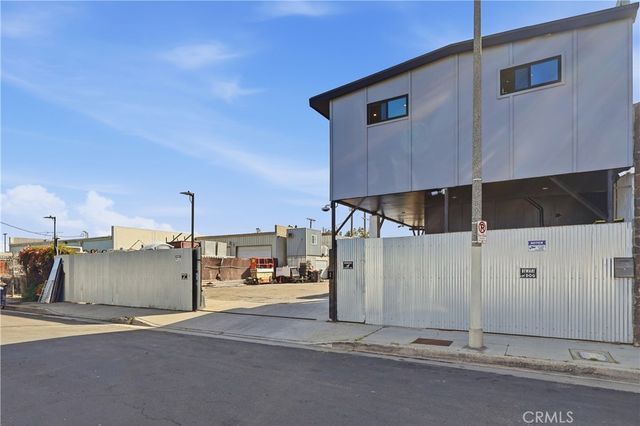 1040 1048 251st, Harbor City, CA 90710