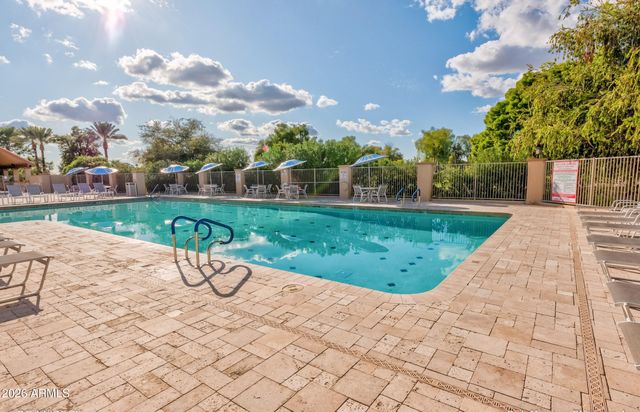 2605 LEISURE WORLD --, Mesa, AZ 85206