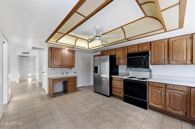 2605 LEISURE WORLD --, Mesa, AZ 85206