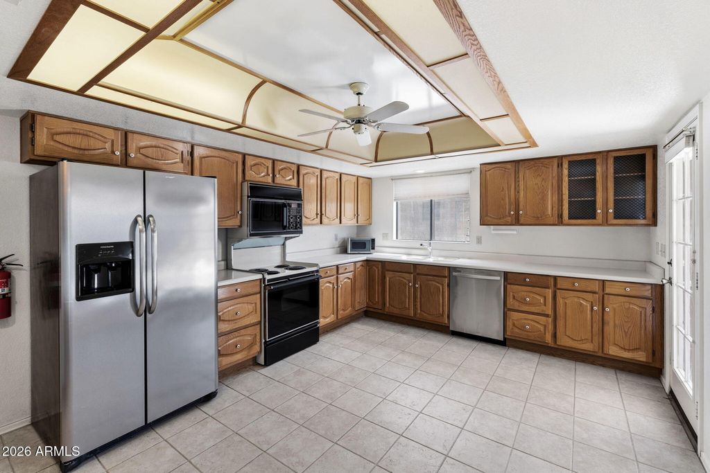 Image 7 of property listing at 2605 LEISURE WORLD --, Mesa, AZ 85206