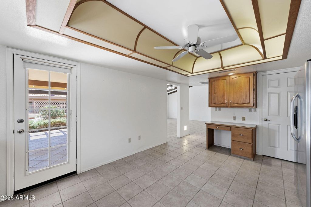 Image 9 of property listing at 2605 LEISURE WORLD --, Mesa, AZ 85206