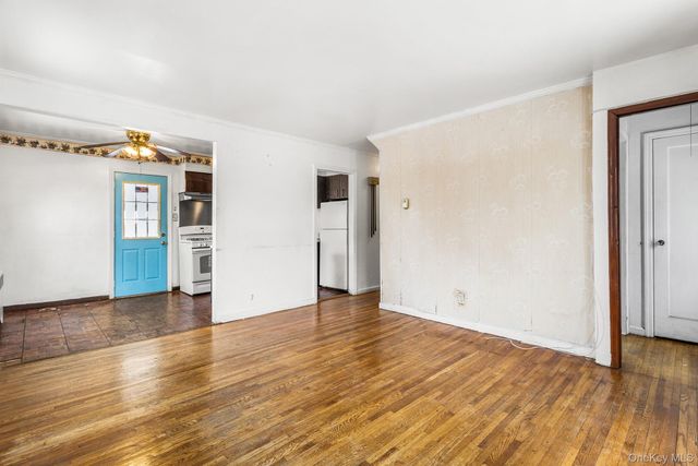 336 Herricks Road, Mineola, NY 11501