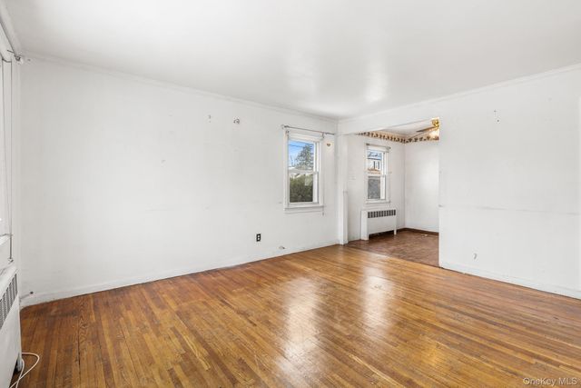 336 Herricks Road, Mineola, NY 11501