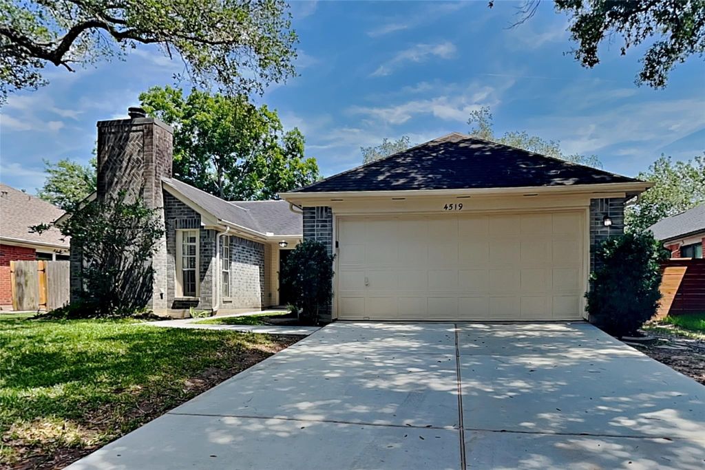 4519 Kimball Drive, Pearland, TX 77584