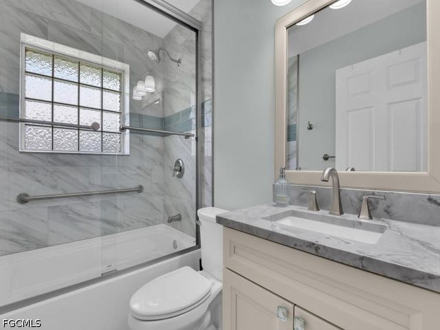 5502 SW 12th AVE, Cape Coral, FL 33914