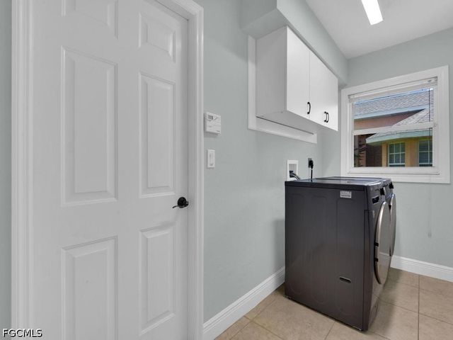 5502 SW 12th AVE, Cape Coral, FL 33914