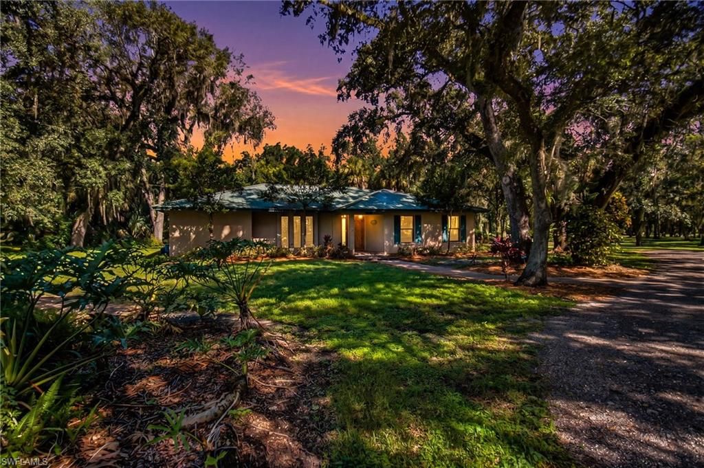 670 Rope Bend DR, LABELLE, FL 33935 — exterior