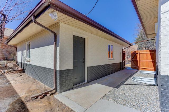 3100 W Denver Place, Denver, CO 80211