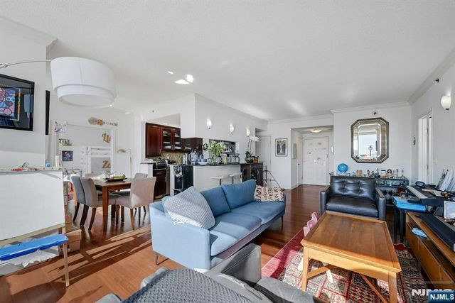 100 Old Palisade Road 2108, Fort Lee, NJ 07024