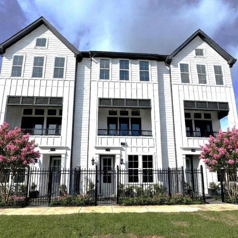 2745 Providence Street, Houston, TX 77020