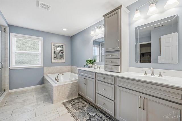 5772 Long Valley Drive, Liberty Twp, OH 45011