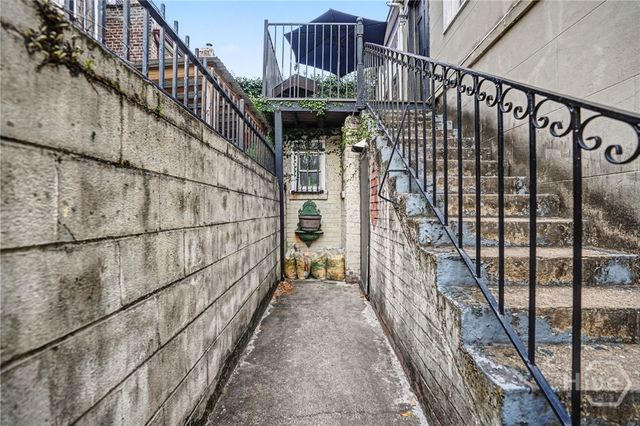 345-347 Drayton Street, Savannah, GA 31401