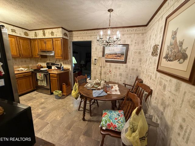 224 Walnut Hill Lane, Ewing, VA 24248