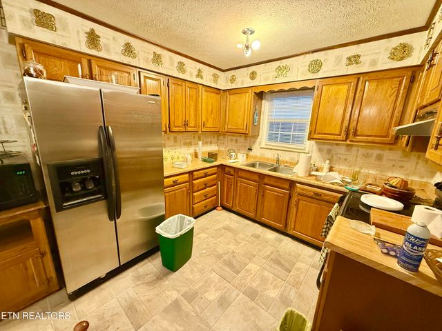 224 Walnut Hill Lane, Ewing, VA 24248