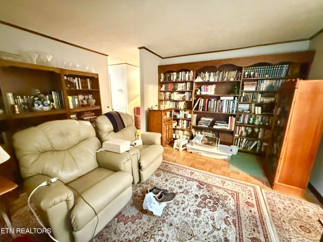 224 Walnut Hill Lane, Ewing, VA 24248