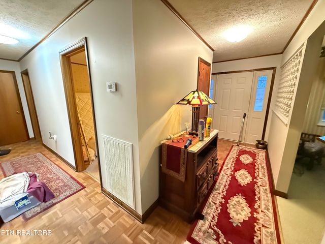 224 Walnut Hill Lane, Ewing, VA 24248