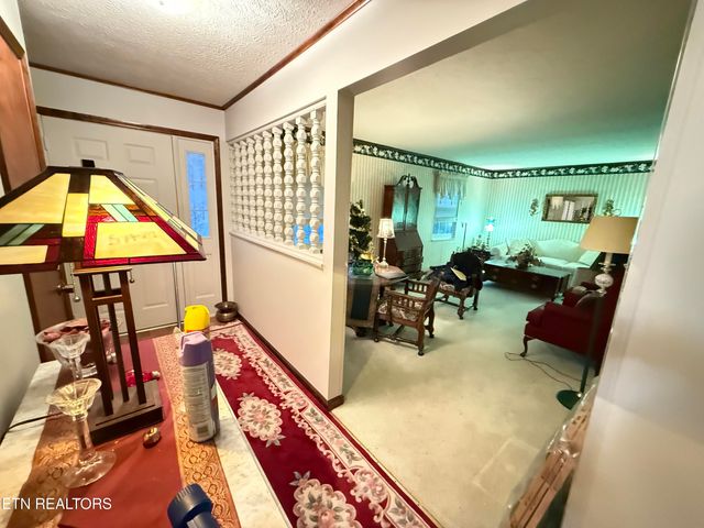 224 Walnut Hill Lane, Ewing, VA 24248