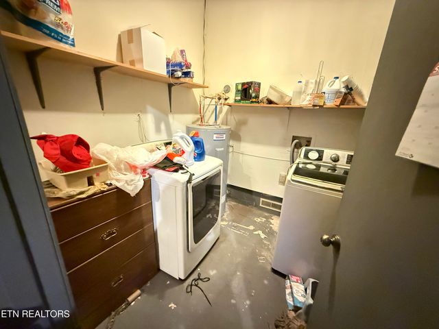 224 Walnut Hill Lane, Ewing, VA 24248