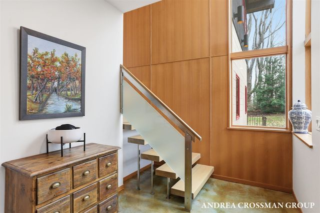 6465 Sandhill Lane, Fennville, MI 49408