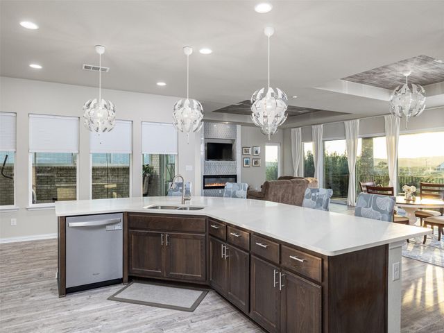 7516 Pace Ravine DR, Lago Vista, TX 78645