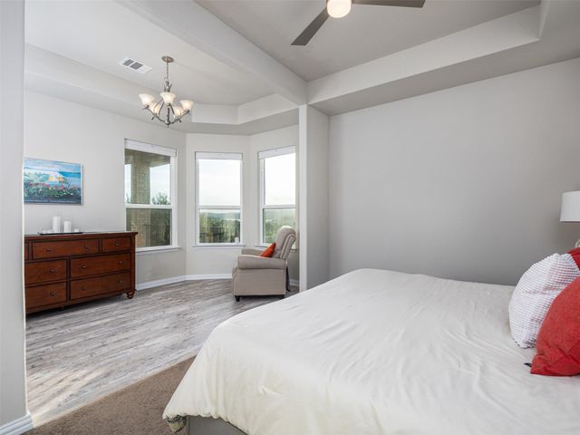 7516 Pace Ravine DR, Lago Vista, TX 78645