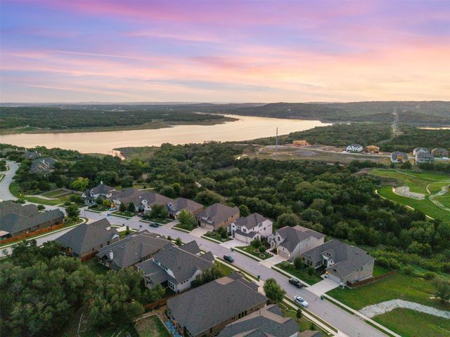 7516 Pace Ravine DR, Lago Vista, TX 78645