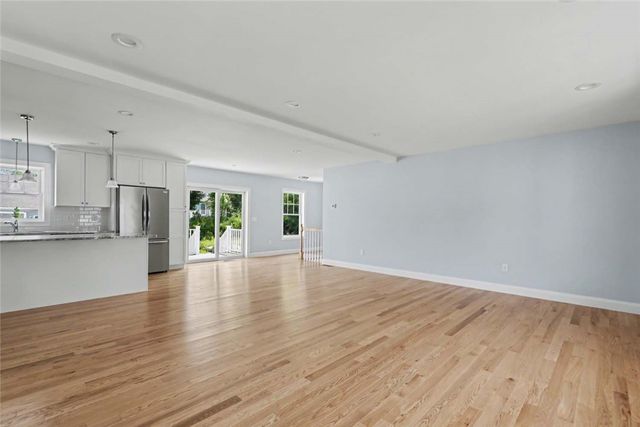 54 Vespia Lane, South Kingstown, RI 02879