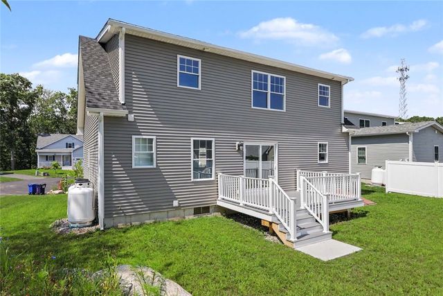 54 Vespia Lane, South Kingstown, RI 02879