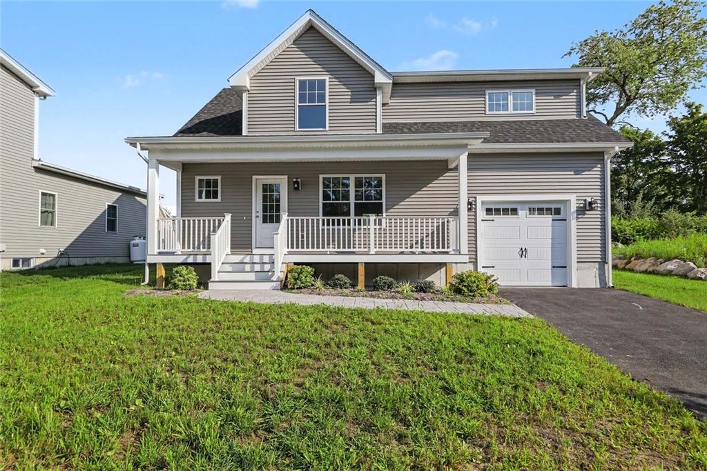 54 Vespia Lane, South Kingstown, RI 02879