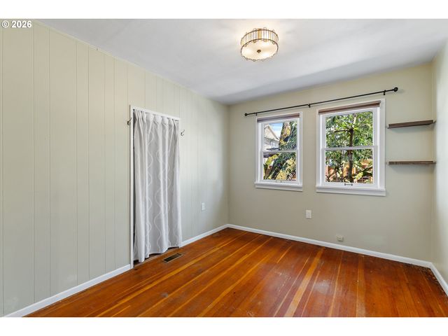 2916 Se 85TH Ave, Portland, OR 97266