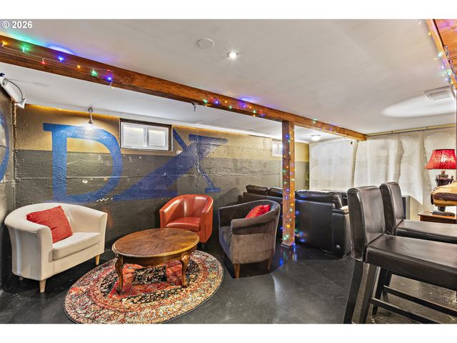 2916 Se 85TH Ave, Portland, OR 97266