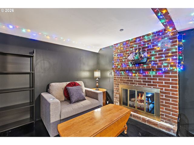 2916 Se 85TH Ave, Portland, OR 97266