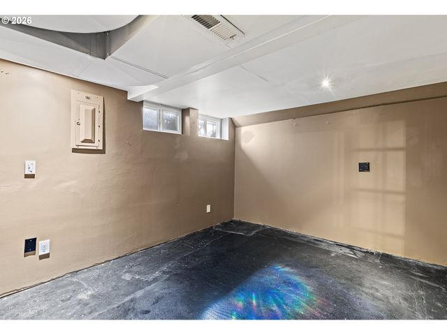 2916 Se 85TH Ave, Portland, OR 97266