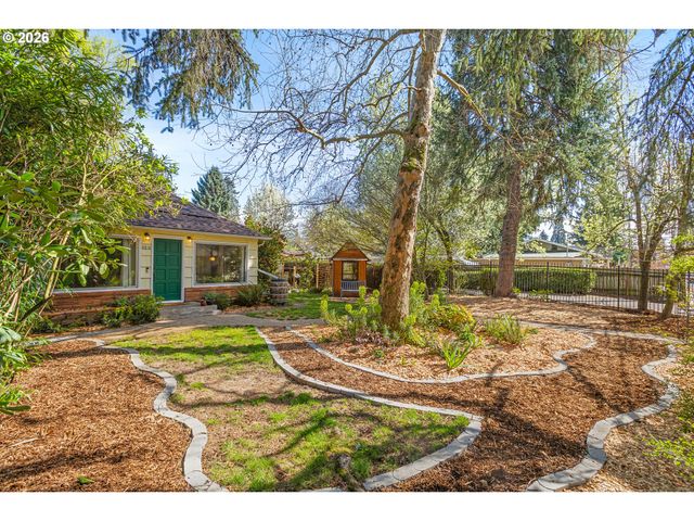 2916 Se 85TH Ave, Portland, OR 97266