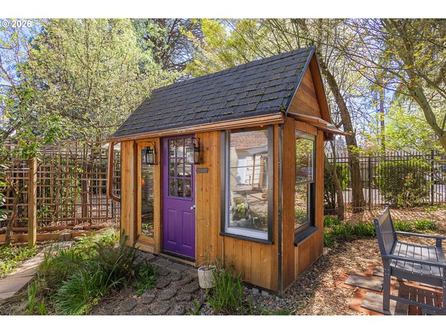 2916 Se 85TH Ave, Portland, OR 97266