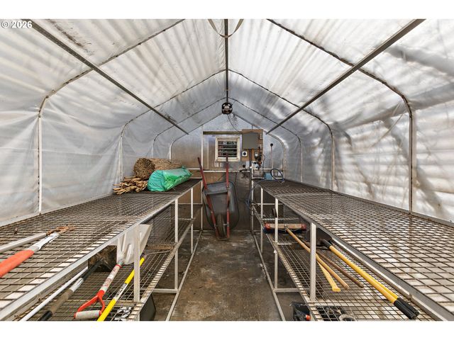 2916 Se 85TH Ave, Portland, OR 97266