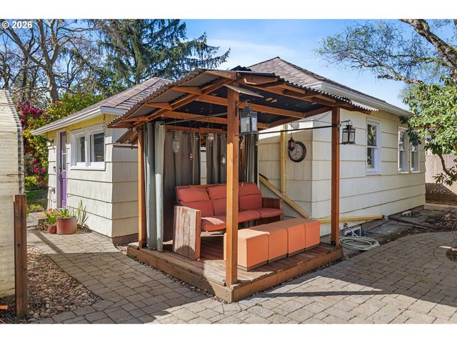 2916 Se 85TH Ave, Portland, OR 97266