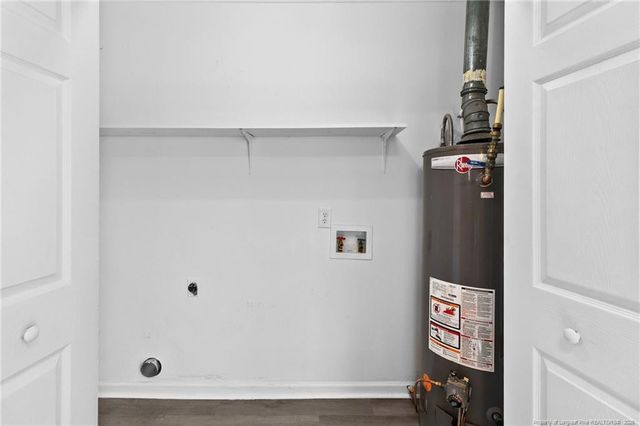 1114 WHISKERLAKE Drive, Fayetteville, NC 28312