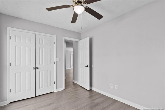 1114 WHISKERLAKE Drive, Fayetteville, NC 28312